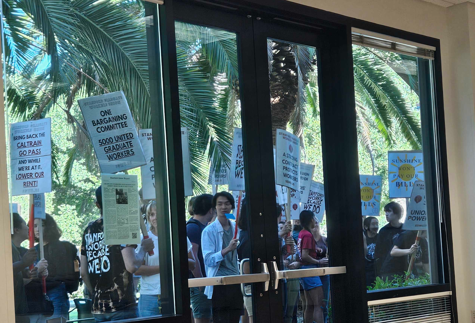 Picture of Pack The Lawn Event From Inside the Bargaining Room